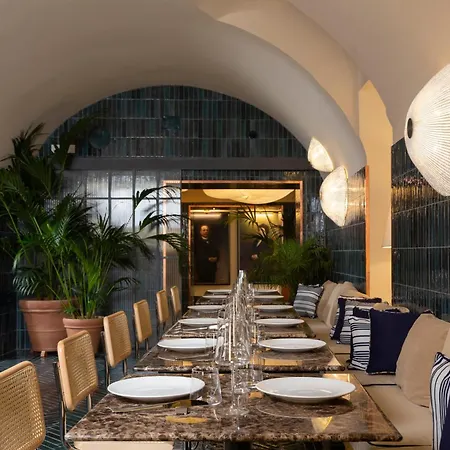 Palazzo Presta Hotel 4*